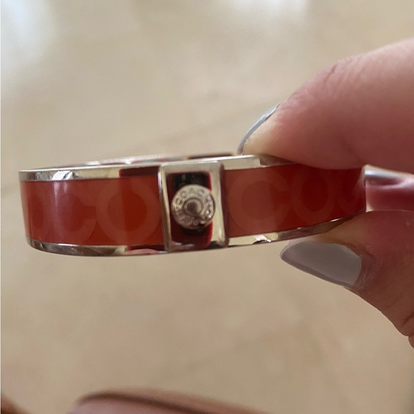 Coach bangle bracelet - Picture 4 of 8